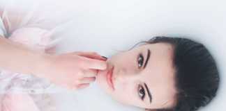 Adding Essential Oils to Your Beauty Routine