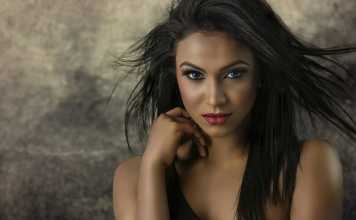 6 Colors That Make You Look Older