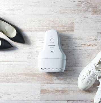 A New Japanese Gadget Rids Your Shoes of Odors