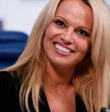 Weirdest Phobias Celebrities Have