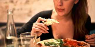 Etiquette Blunders That Will Ruin A Spectacular Dinner Party