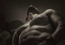 Hair on the Chest Looks Manly Again