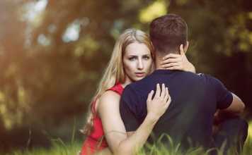 How To Build Trust When Dating Online?