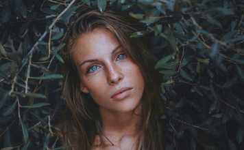 Essential Beauty Products You Should Bring When Camping