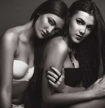 7 Tips for Creating an Online Modeling Portfolio that Works