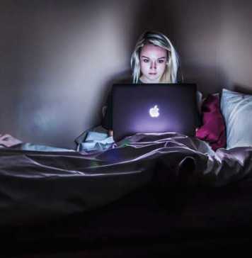 How to Make a Long-Distance Relationship Work If COVID-19 Separated You