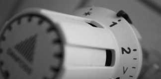 8 Ways to Save On Heating Bills and Stay Warm This Winter