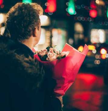 How to End a Dull Date Gracefully?