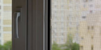 5 Reasons A Screen Door Can Improve Your Home