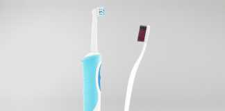 10 Reasons to Switch to an Electric Toothbrush