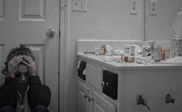 How to Live with a Depressed Person?