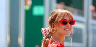 Fashion Trends 2019: Ways to Wear a Handkerchief