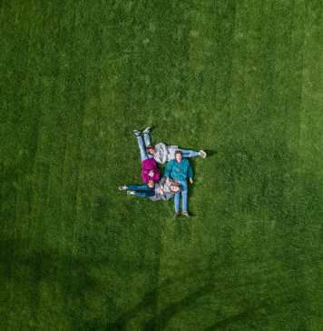 Celebs Who Are Estranged from Their Families