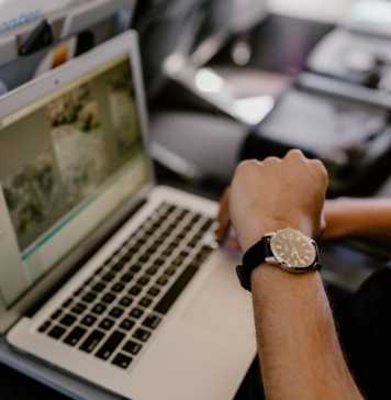 The Top Reasons Why More Watch Enthusiasts are Upgrading Leather Straps with Deployment Clasps