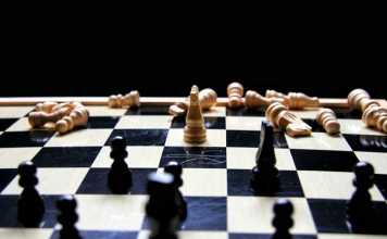 11 Ways Losers Spend Their Weekends