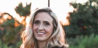 What Causes Acne and Pimples after 30?