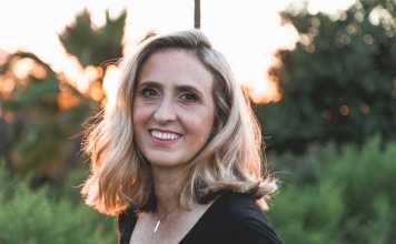 What Causes Acne and Pimples after 30?