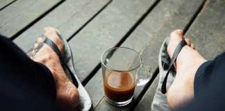 6 Alternatives to Coffee for Staying Awake