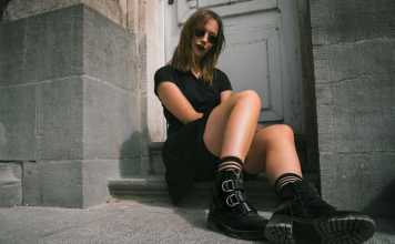 Fashion Trend: How to Wear a Little Black Dress Without Looking Boring?