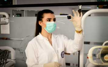 Switching Careers: What You Need to Know Before Starting a Career in Medicine