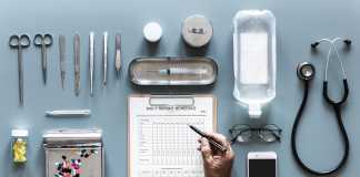 A Guide to Breaking into the Healthcare Industry