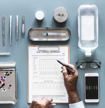 A Guide to Breaking into the Healthcare Industry