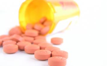 12 Compelling Reasons Why People Become Pharmacy Technicians