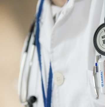 4 Simple Tips to Stay Relevant in the Healthcare Industry