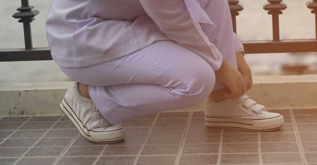 How to Choose the Best Hospital Sneakers? Geniusbeauty