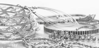 Say It With Silver: 7 Reasons Silver Accessories Set the Standard