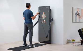 Smart-Mirror Forme Life Will Help You Stay in Shape during COVID-19 Quarantine