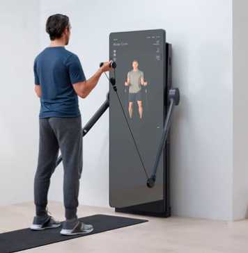 Smart-Mirror Forme Life Will Help You Stay in Shape during COVID-19 Quarantine