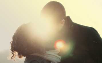 Tip: Don’t Forget The Gifts When Meeting Girlfriend’s Parents For The First Time