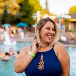 plus-size-woman-swimming-pool