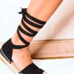 shoes-ribbon-leg-foot