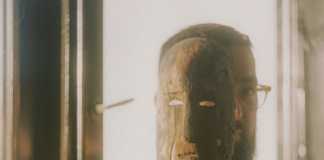 What Are the Signs of Bipolar Disorder?