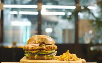 First Artificial Meat by SuperMeat Served in The Chicken Restaurants