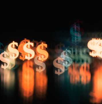 Considering a Career in Finances? Now’s the Time — the Job Market is Growing