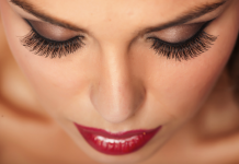 7 Pro Tips for Gorgeous, Healthy Eyelashes
