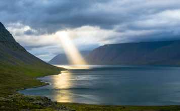 Celebrity Atheists Who Opened up About Their True Beliefs