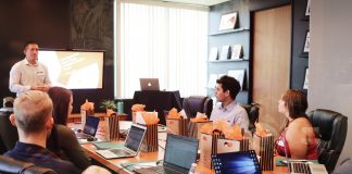 Signs Employees Are Quietly Quitting