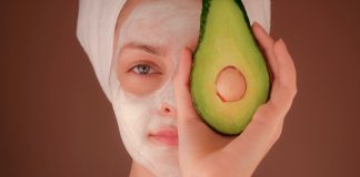 Skincare Sandwiching Keeps Your Skin Hydrated