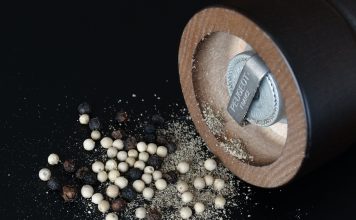 Prepare Fresh Seasonings With Amazing Pepper Mills