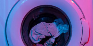 How to Remove Washing Machine Smells?