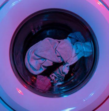 How to Remove Washing Machine Smells?