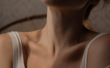 These Body Parts Reveal Your Age First