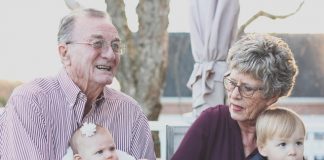 Grandparents: 10 Outings to Do with Your Grandchildren