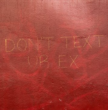 Signs Your Ex Wants You Back