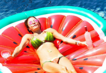 What Are The Best Pool Accessories For A Party?