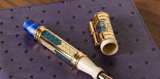 A Pen Is the Best Gift for People Who Have Everything